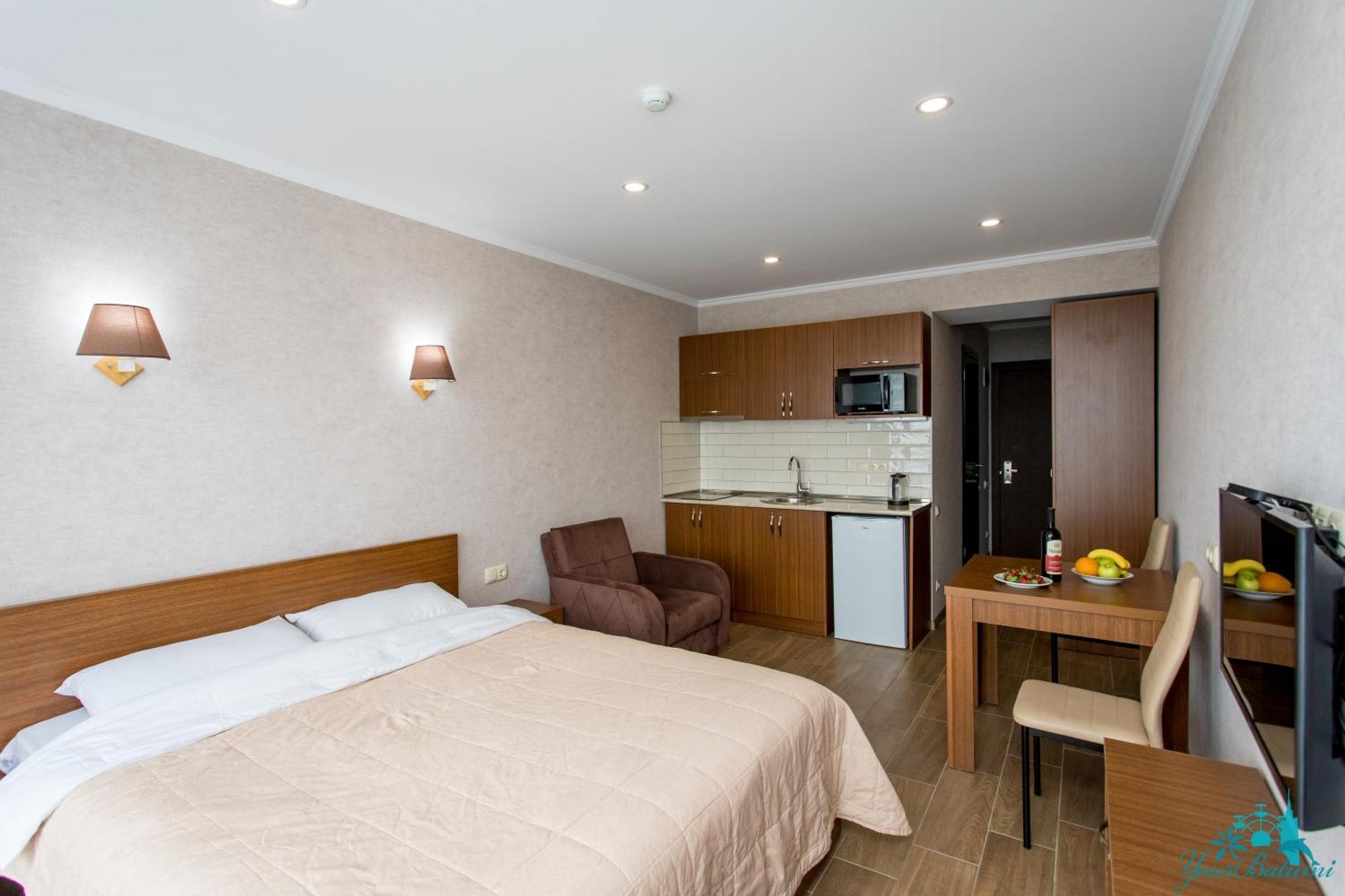 Your Beach Tower Batumi Phòng bức ảnh